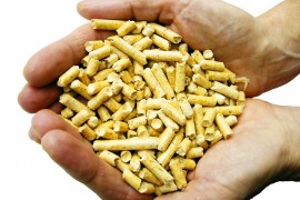 Pellets bestaan uit houtafval van zagerijen zoals houtkrullen en zaagsel.©NYTECH Corp, 03